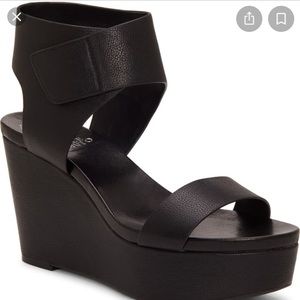 Vince Camuto wedge/platform Sandler